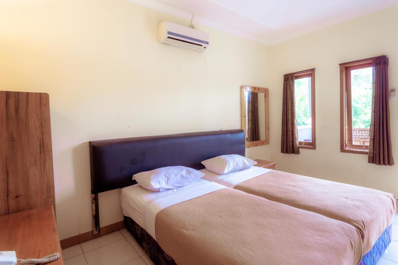 Hotel Mahkota Plengkung Banyuwangi  Exterior foto