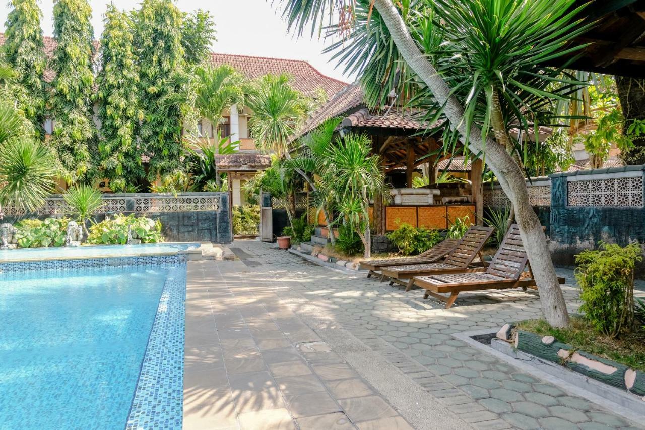 Hotel Mahkota Plengkung Banyuwangi  Exterior foto
